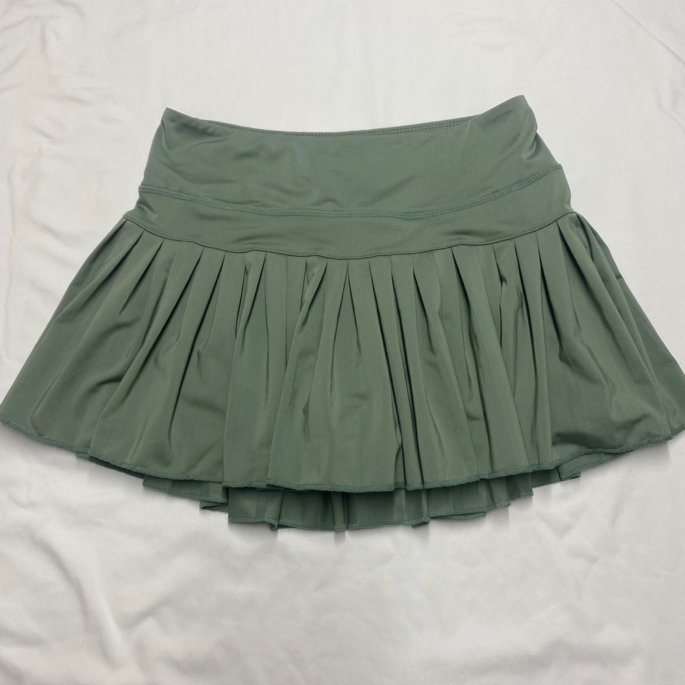 Goldhinge Womens Sage Green Pleated Tennis Skort Size M Activewear Shorts